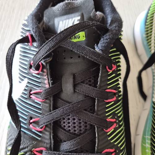Nike Free running shoes size 42, multicolor