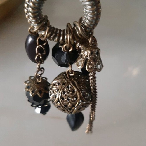 Long necklace used