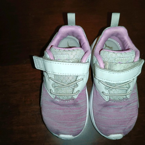 Puma kids athletic shoes used size 23 purple color