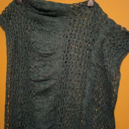 Benetton wool scarf very long and wide new, turquoise