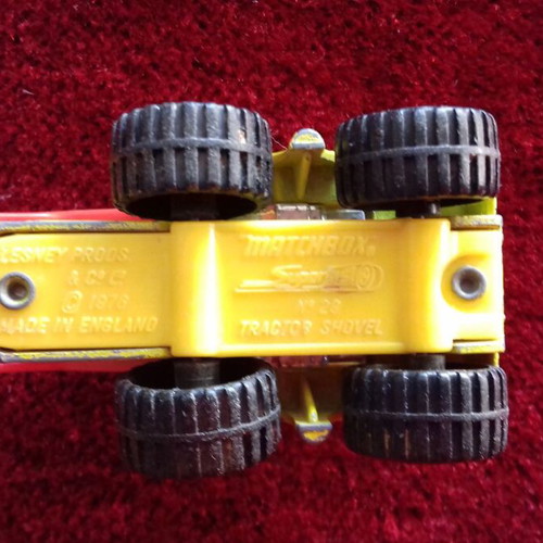 Matchbox Superfast No 29 Tractor Shovel Lesney 1978 used