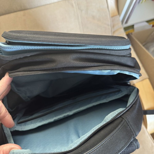 Thule Laptop Bag 20L Like New