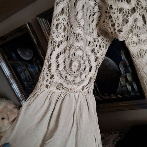 Lace dress used, beige, size M/L, alpha line