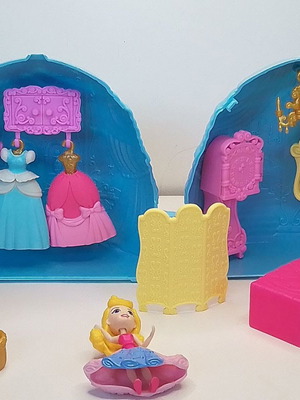 Disney Hasbro 2021 Princess Secret Story princess set used