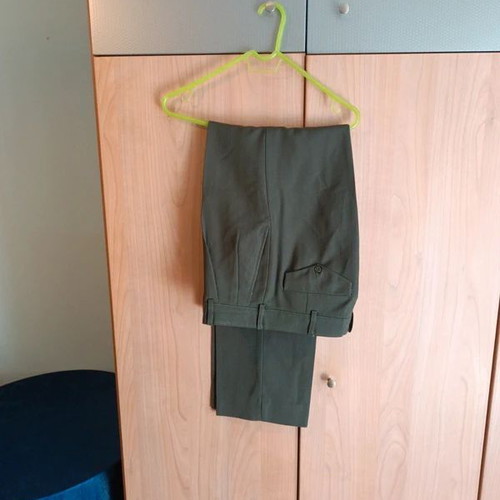 Uniform 8b ES used, size tunic 8190/9702 L, trousers waist 42