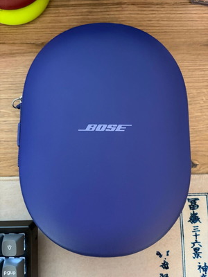 Bose QuietComfort Ultra 2nd Gen headphones like new, hybrid connection