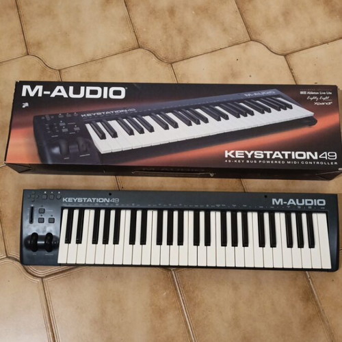 M-Audio Keystation 49 MIDI keyboard like new