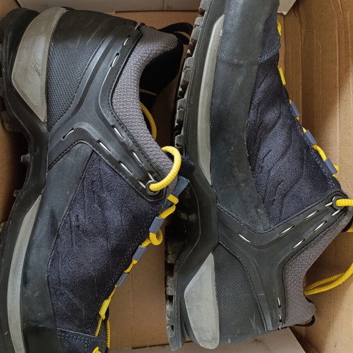 Salewa MS MTN GTX shoes like new, size 44.5, black, athletic