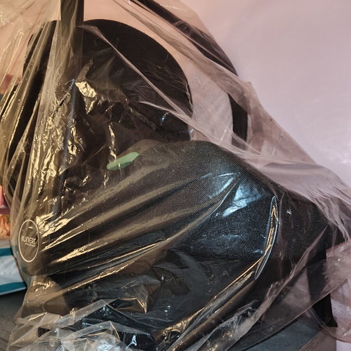 Βρεφικά είδη σαν καινούργια με θήλαστρο Philips Avent και πορτ μπεμπέ Kunert