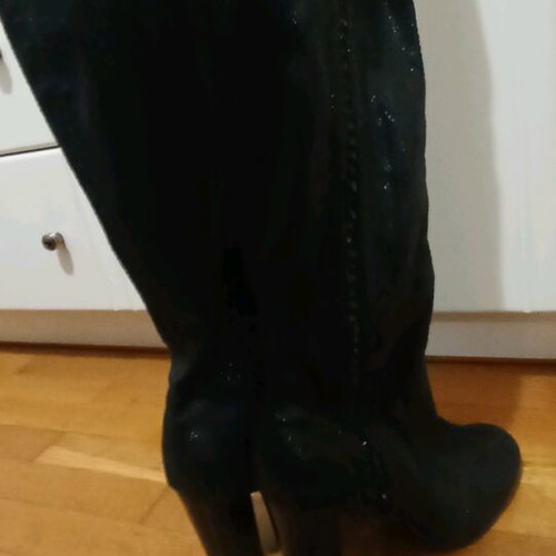 Boots size 38 over the knee like new, black with 9 cm heel