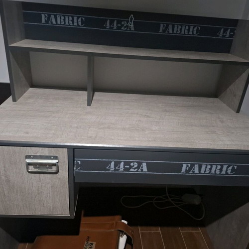 Work Desk like new with Shelf, Wooden Gray-Rustic