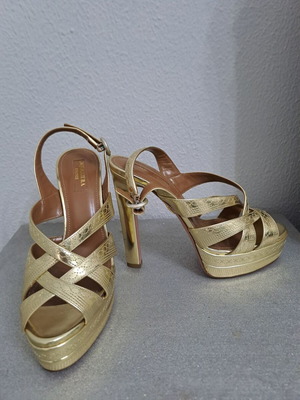 Πέδιλο Aquazzura χρυσό καινούργιο