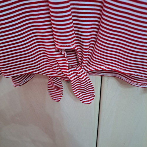 Women's red and white V-neck blouse size L new, cotton