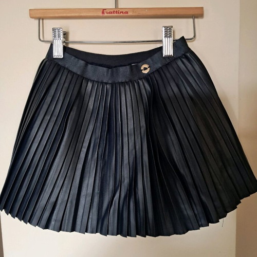Mayoral girls skirt like new, black, faux leather, age 6, 116 cm