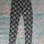Pink Woman leggings like new, size S, black and white