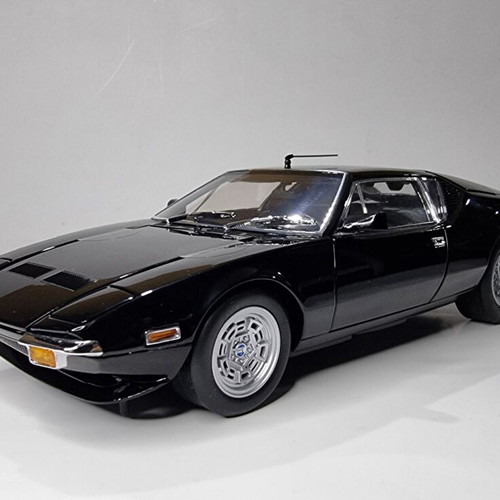 Kyosho De Tomaso Pantera L Metal Model Scale 1:18 New