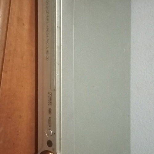 Bluesky DV-865 DVD player used with SCART connection