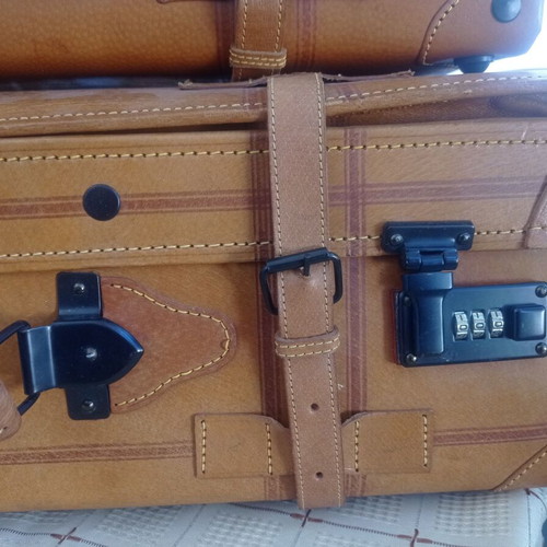 Set of 3 vintage leather suitcases new brown