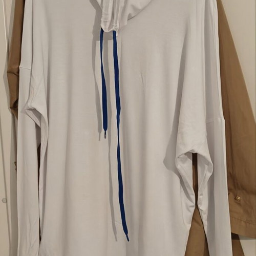 Sugarfree White Long-Sleeve Blouse Size Large Like New