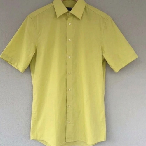 Venti lime shirt short sleeve like new, size L
