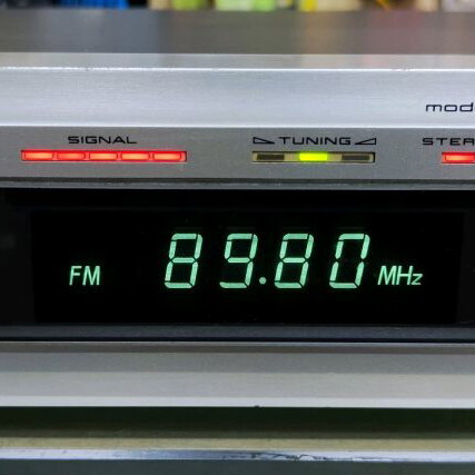 AKAI AT-V04 FM Stereo Tuner used