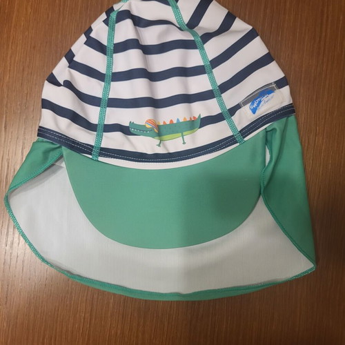 Boys' beach swimwear set age 5, like new