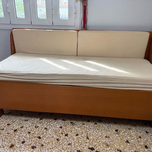 Καναπές μεταχειρισμένος με αποθηκευτικό χώρο ξύλινος 170x70