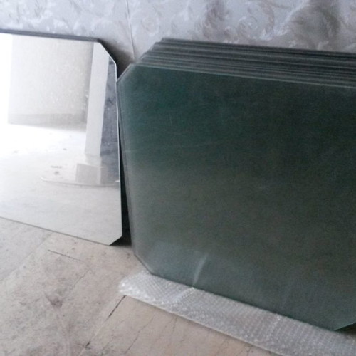 Mirrors and glass used, 28 pieces 5mm glass & 9 pieces 3mm mirrors