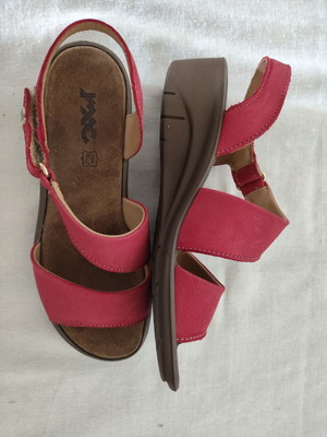 Imac Ladies Red Leather Anatomical Sandals Size 36 Like New