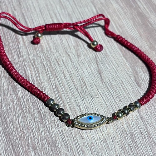 Red bracelet with eye like new