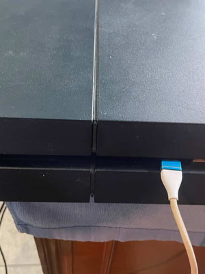 PlayStation 4 pro used edition 1 terabyte with games