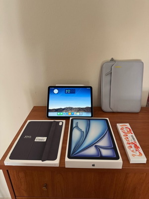 Apple iPad Air 2024 11" σαν καινούργιο με Apple Pencil Pro και θήκες