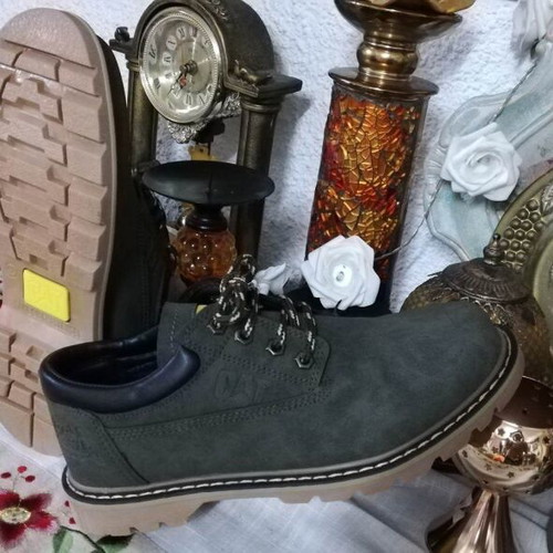 Shoe model 2026 size 42 new