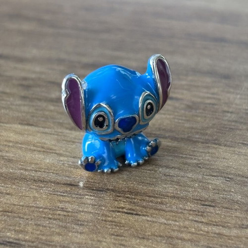 Stitch Pandora charm like new, blue