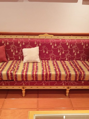 Collectible handmade 3-seater sofa like new