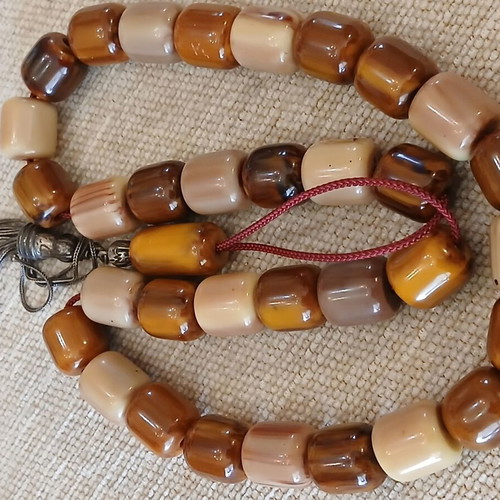 Komboloi old mastic with silver elements used