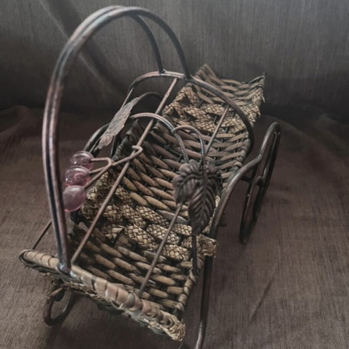 Decorative wine holder like new