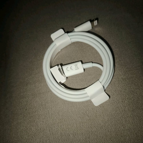 Iphone charger type c 1 m new