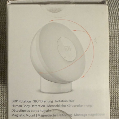 Mi Motion-Activated Night Light 2 like new with motion and light sensors
