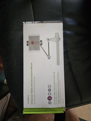 Nedis Tdmt111wt Tablet and Smartphone Mount foldable arm 4-12" like new