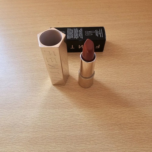 Fenty Beauty Icon Semi Matte Refillable Lipstick 02 Grill Mast'r like new