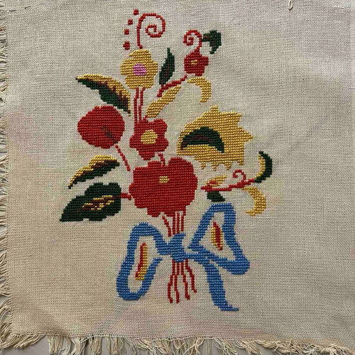 Handmade embroidery used, 0.35x0.33 m