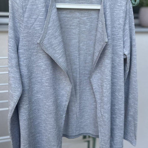 Lululemon thin cardigan with silver details, grey, size M