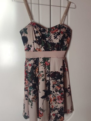 Floral Dress size S like new with adjustable straps nude rose
