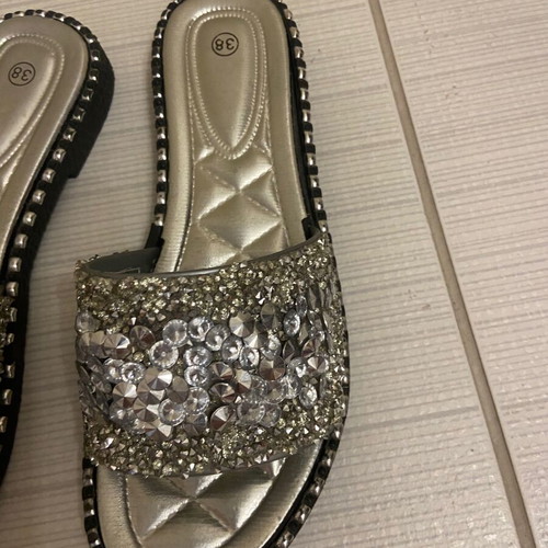 Flat sandals like new, silver and black, size 38