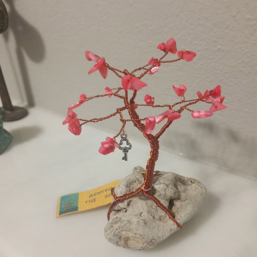 Decorative tree of copper and semi-precious stones new
