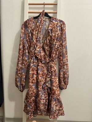 DLV dress multicolored like new, size S