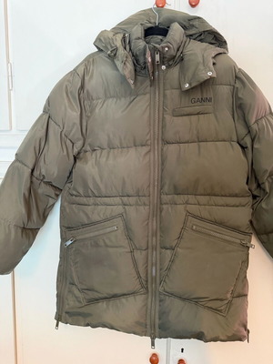 GANNI women's tech oversized short puffer jacket like new, green