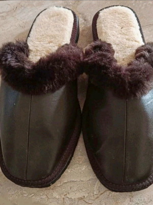 Kastoria slippers new size 35