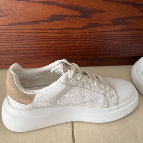Sneakers Zara λευκά σαν καινούργια, άνετα και μαλακά μέγεθος 40